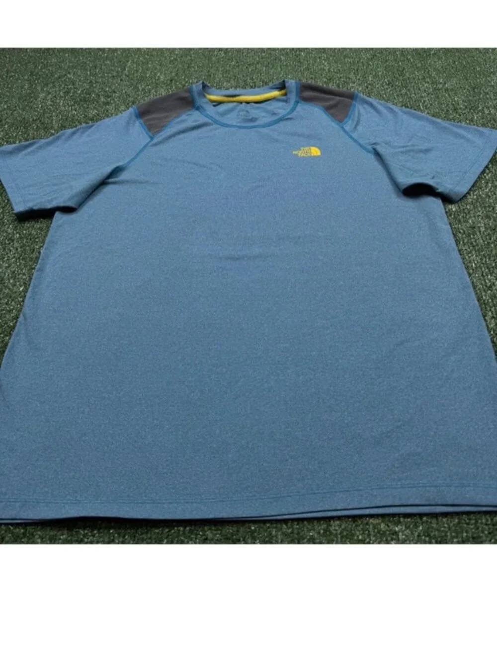 The North Face T Shirt Mens Size L Blue Short Sleeve Gorpcore Outdoors